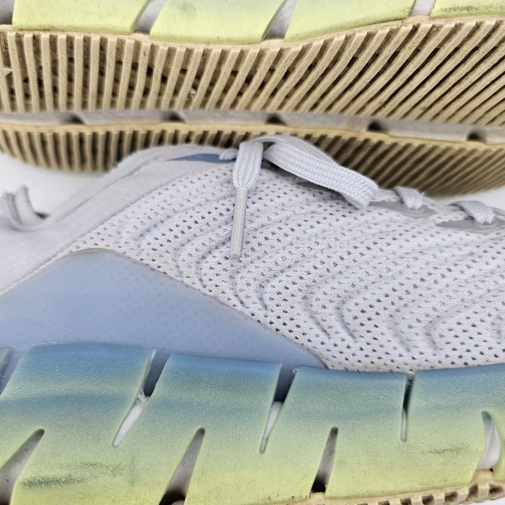 Reebok Zig Kinetica Lemon Glow Fluid Blue & Grey Womens Size 8